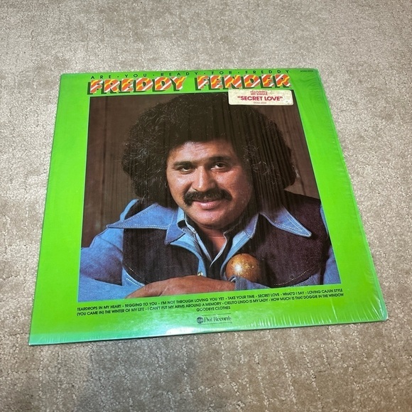 Freddy Fender- Are you Ready for Freddy vintage vinyl record from 1975 - Picture 2 of 11